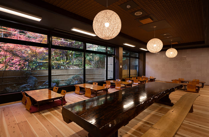 Dinning01